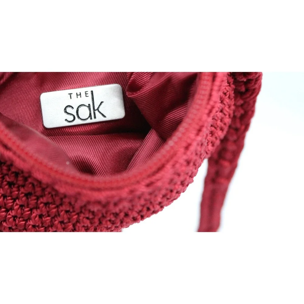The Sak Iris Crochet Crossbody Bag Red Burgundy Small Smartphone Pouch Purse